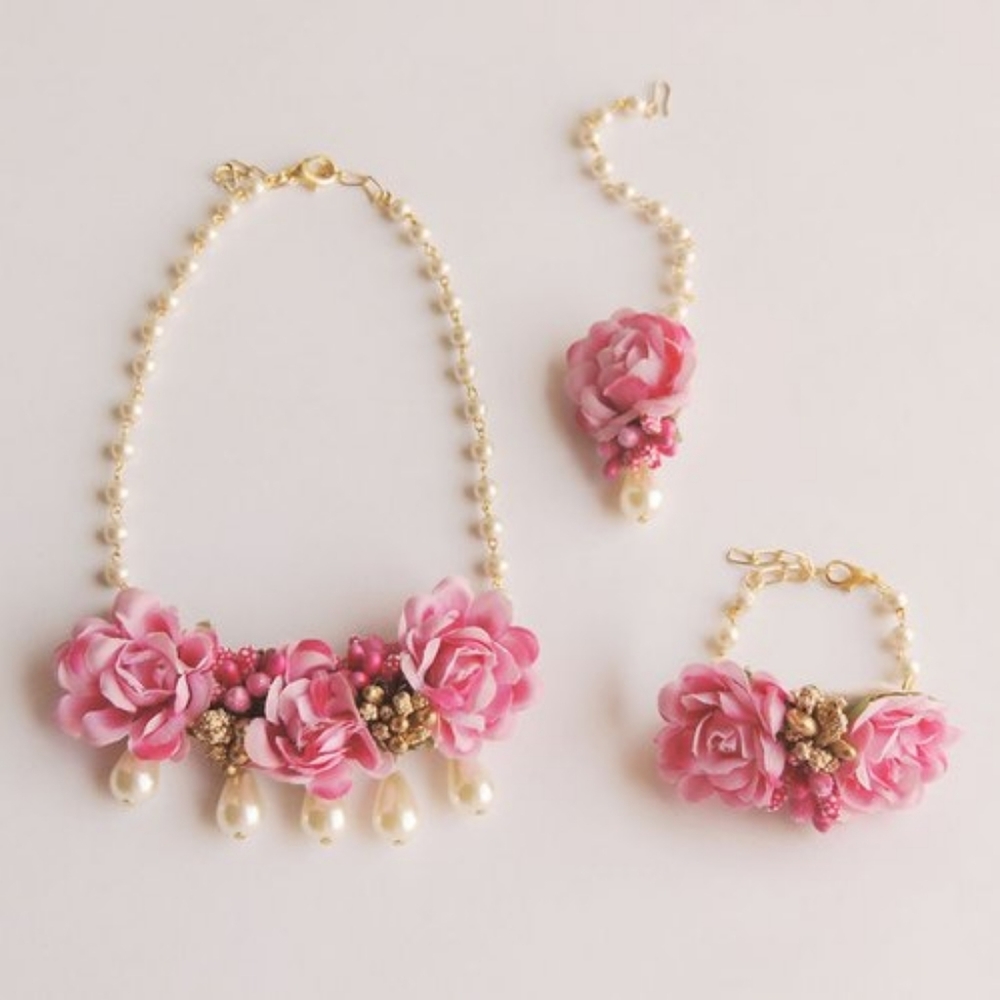 Floral pink necklace earring bracelet